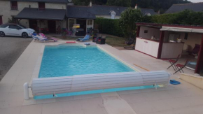 Charmante maison avec piscine, calme et paisible